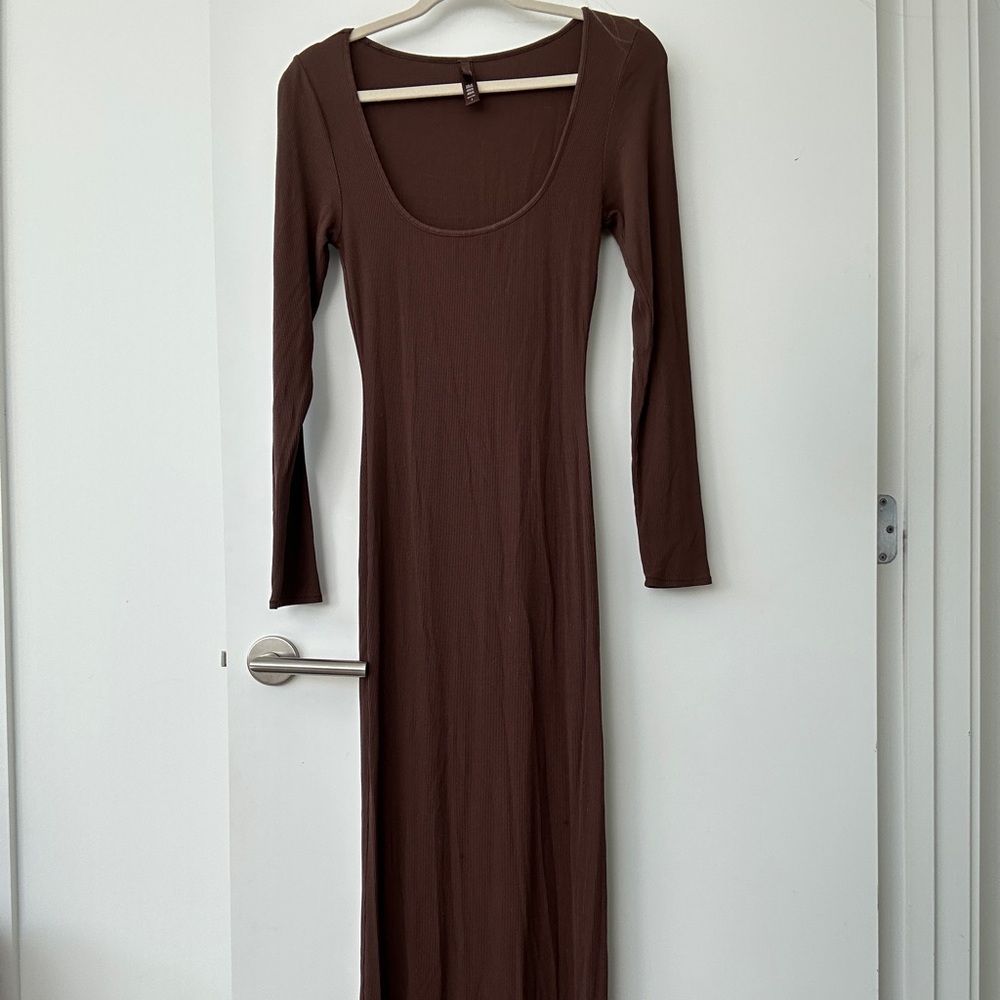 SKIMS Long Sleeve Dress Bordeaux